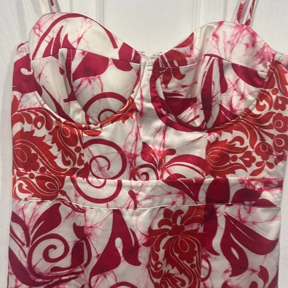 Marciano Pink Floral Pencil Dress
NWT
Size 6 - Picture 2 of 4